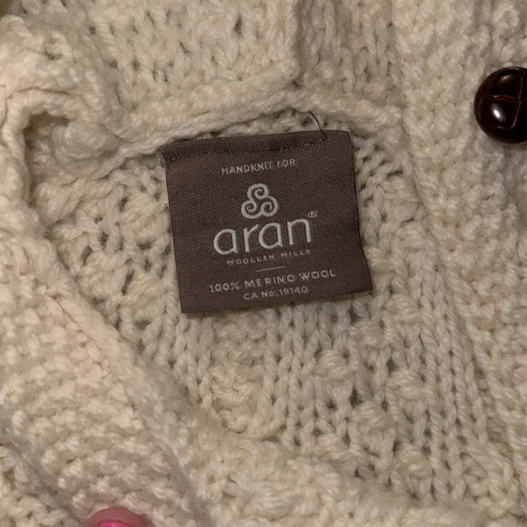 🐑Aran🐑 Precious Unisex Irish Cable Hooded Sweater. Size S. Worn once! - Picture 2 of 4